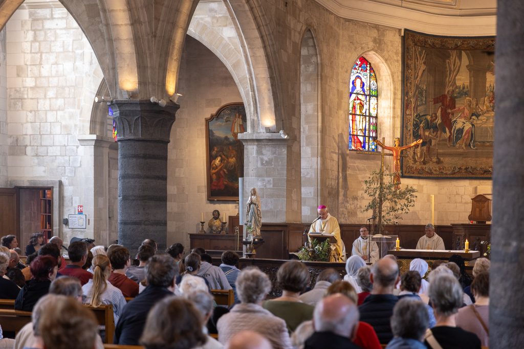 Messe en l'église St Pierre d'Ascq