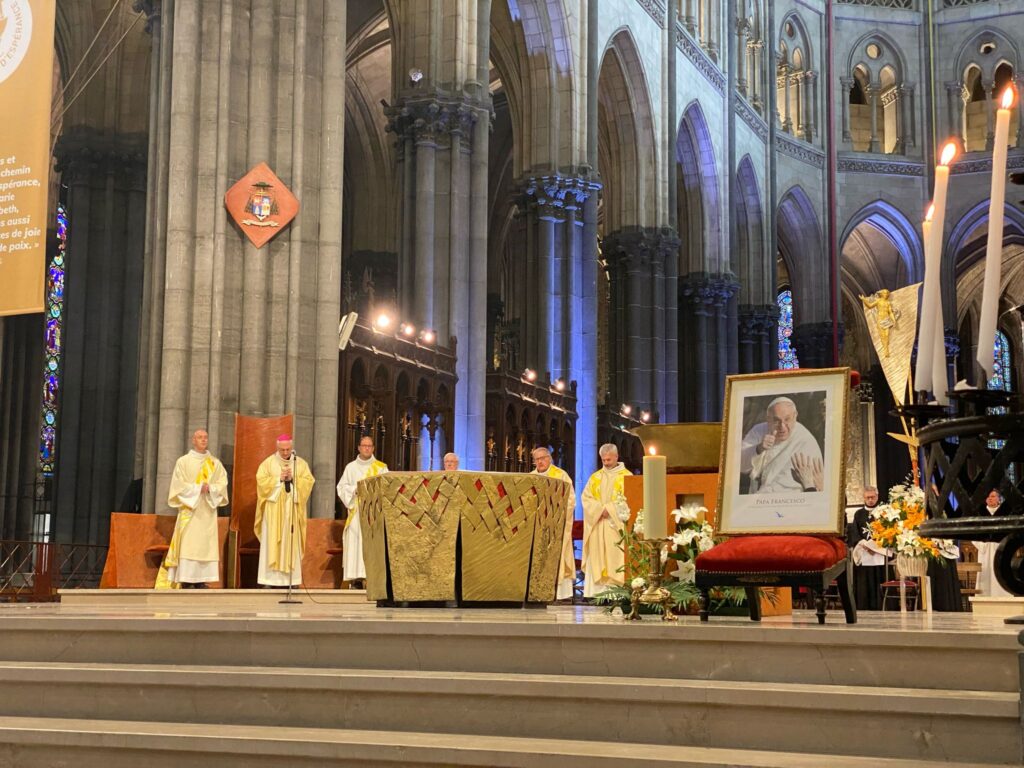 Messe d'action de grâce en hommage au Pape François