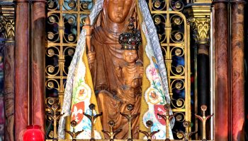 Statue de Notre-Dame de la Treille