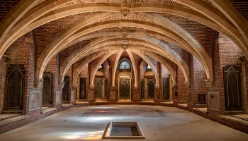 Chapelle absidiale souterraine_Brigitte NAEYE