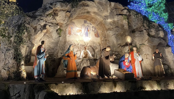 creche place St pierre Noël 2023