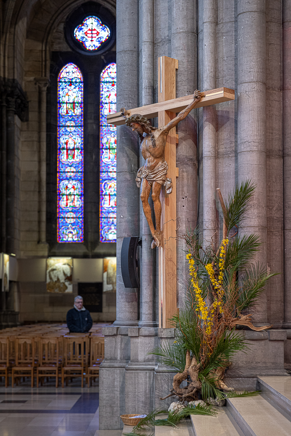 croix avec decoration rameaux original