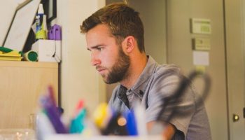 02 3 façons de prier en travaillant