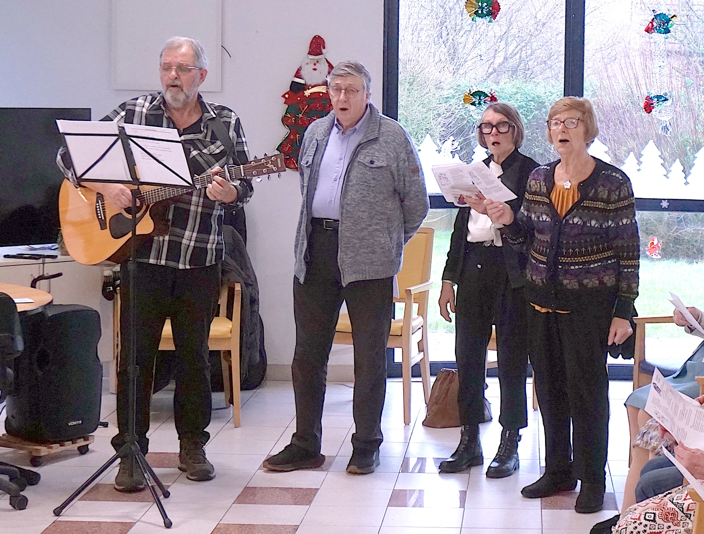 Maison de retraite Noel 2024 (3) a